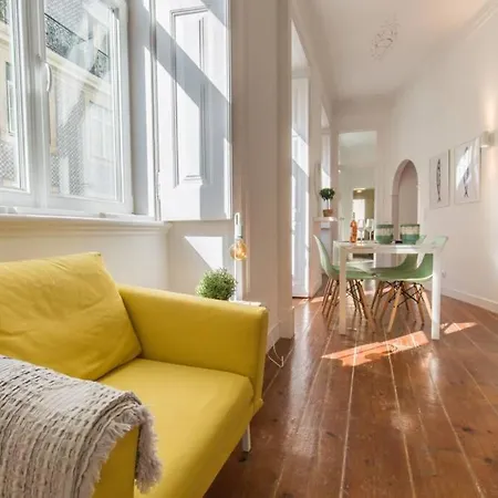 135 A - In Tranquil Flat In Alfama Near Se And Castle Apartamento