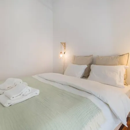 135 A - In Tranquil Flat Alfama Sé&castle Lisbona