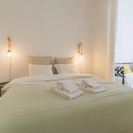 アパート In Tranquil Flat In Alfama Near Se And Castle