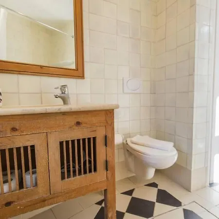 135 A - In Tranquil Flat In Alfama Near Se And Castle
