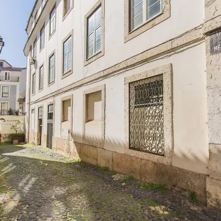 135 A - In Tranquil Flat In Alfama Near Se And Castle Apartament *