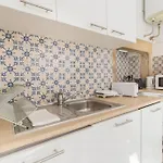 135 A - In Tranquil Flat In Alfama Near Se And Castle Lisboa