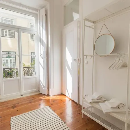 135 A - In Tranquil Flat In Alfama Near Se And Castle Διαμέρισμα Lisboa