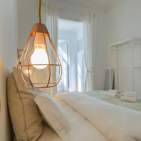 135 A - In Tranquil Flat In Alfama Near Se And Castle Διαμέρισμα
