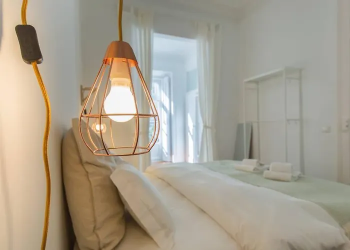 135 A - In Tranquil Flat In Alfama Near Se And Castle Διαμέρισμα